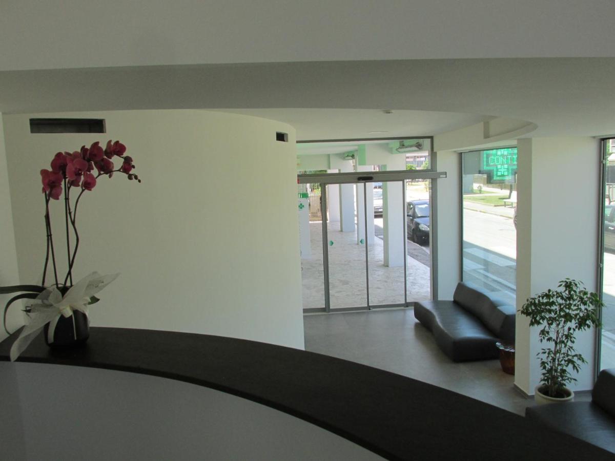 Hotel Cristallo เซนีกัลเลีย ภายนอก รูปภาพ