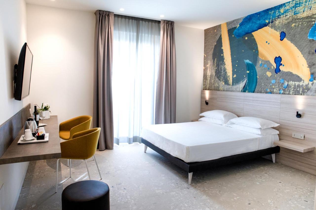 Hotel Cristallo เซนีกัลเลีย ภายนอก รูปภาพ