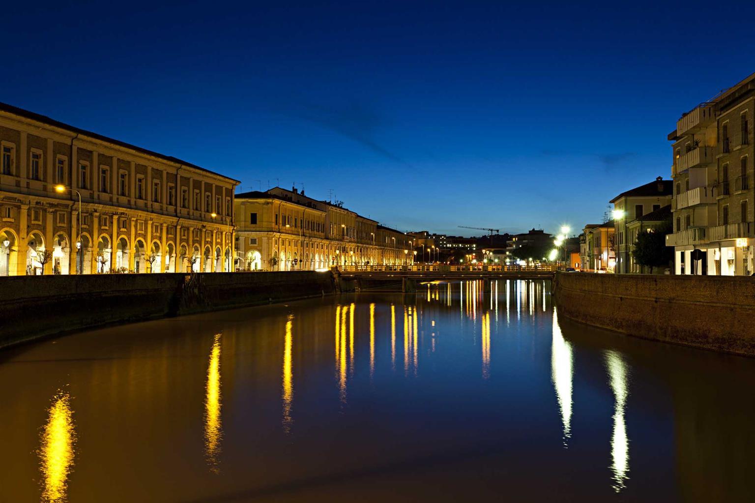Hotel Cristallo เซนีกัลเลีย ภายนอก รูปภาพ